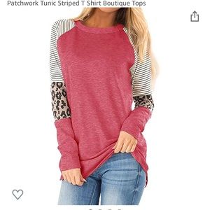 Long sleeve T-shirt with Leopard print sleeves